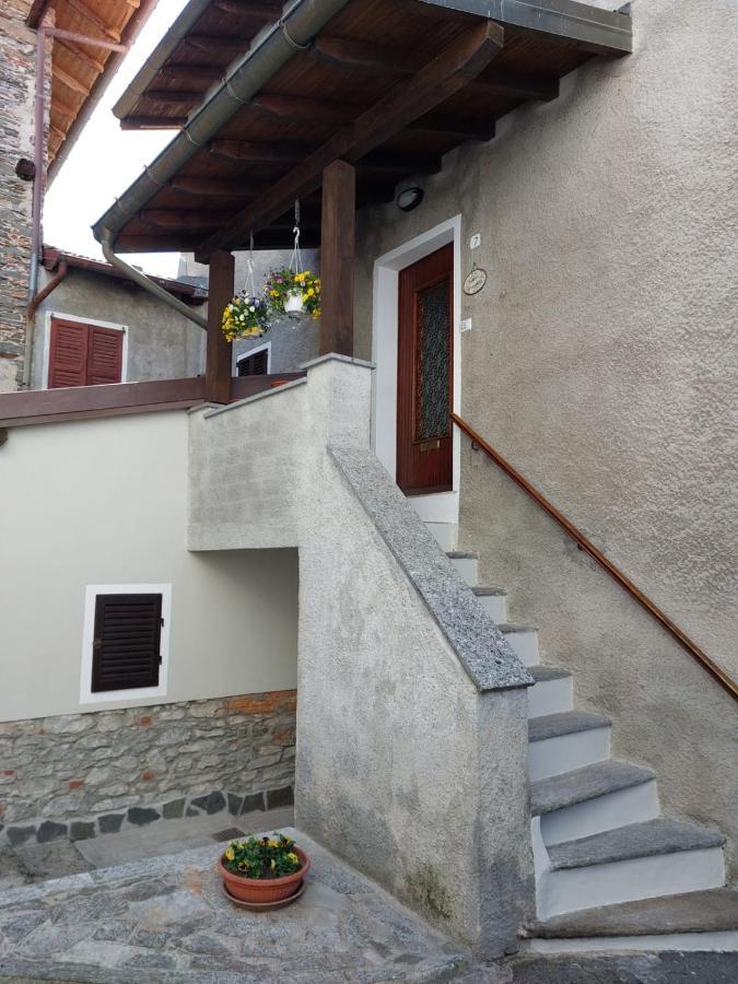 Casa Sassello - Appartamento Menta Dumenza Eksteriør billede
